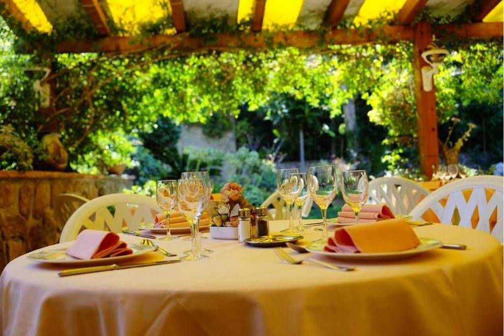L' Escapade Hotel & Restaurant 乐普拉代 外观 照片